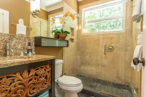 Bottom's Up Bungalow - Image 2