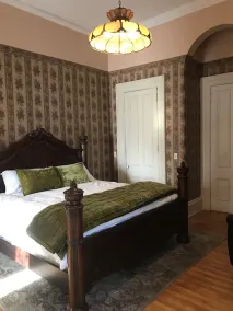 Historic Mansion, Minutes from Downtown - Image 3