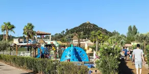 Domaine Le Clos des Oliviers - Standard 5-Room Air-Conditioned Villa for 8 People - Image 3