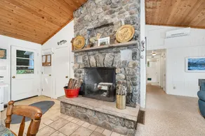 Winnipesaukee House and Guest House Sleeping 8 - Image 2