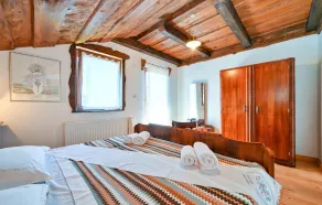4 bedroom cozy home in Banscica - Image 4