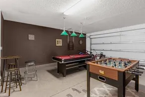 6 Bedrooms 4.5 Bathrooms Crystal Cove 957 EG - Image 2