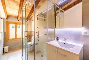 Haus mit privatem Pool und schöner Aussicht. Drei Zimmer und WLAN in einer sehr ruhigen Gegend. - Image 5