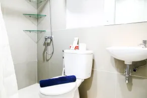 Nice View Studio @ Azalea Suites Apartment - Image 4