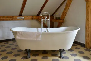 Im luxuriösen Ambiente genießen Sie ihren Aufenthalt. - Image 3