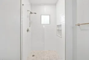 Upgraded 30A Retreat | Golf Cart, Bikes & Pool | Beach Nearby | Book Now!! - Image 5