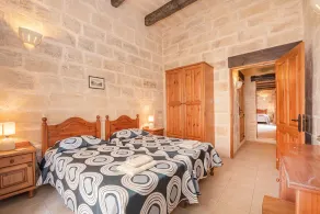 3 bedroom house of character close to Mdina - Image 3