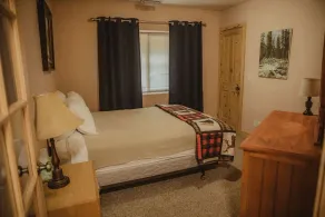 Ponderosa Cabin (Deluxe) - Image 5