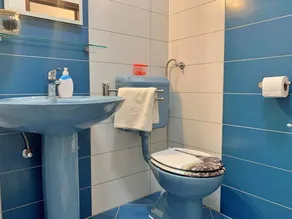 Holiday apartment with sea view and air conditioning - Image 4