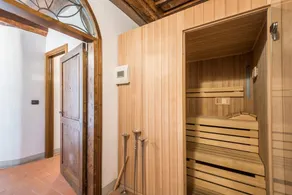‘Casale Rosennano - Loggia’ Apartment with Shared Garden & Wi-Fi - Image 2