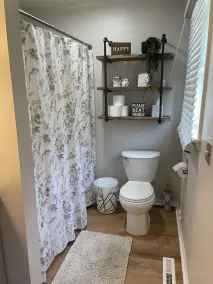 Newly remodeled home - adorable and cozy! - Image 3