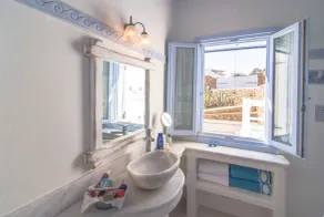 À 200M DE LA PLAGE D'AGIOS SOSTIS, TOUTES LES CHAMBRES SONT ÉGALISÉES AVEC UNE VUE MER ILLIMITÉE - Image 4