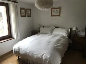 Meget hjemlig, traditionel med moderne faciliteter. Større end de fleste egenskaber. - Image 5