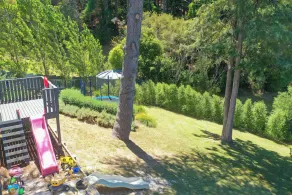 Luxury Lake House on Lake Eildon and only 35km from Mt Buller for skiers. - Image 2