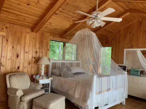 Lakefront cabin with spectacular sunsets included - Image 5