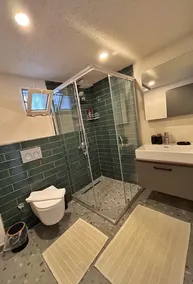 Loca Centre Suites - Image 3