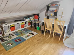 Large house with swimming pool in Lyon ideal for families, close to transport links - Image 4