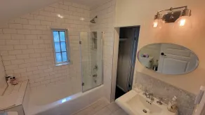 Birchwood in Bala - Stroll to Town from Your Lake Muskoka Retreat! - Image 5