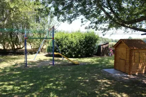 Gîte rural \"Le Noyer Rondin\" in Cheverny (sleeps 12), ideal for families. - Image 2