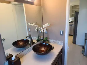 Amazing Views & Great Location at Casa Del Cerro, close to SDSU - Image 2