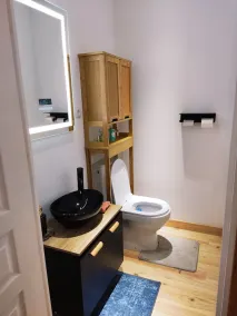 Great American Townhouse - Image 2