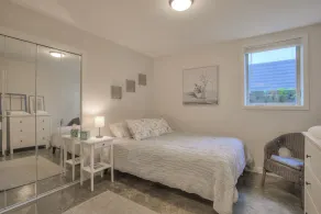2bed-2bath Ballard Courtyard Apartment Walk to Old Ballard! Restaurants nearby! - Image 5