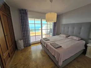 Fantastic penthouse directly at the beachfront  - Image 4