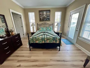 Blue Dolphin Home - Image 5