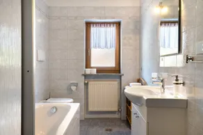 Mayr Apartments Fünf - Image 2