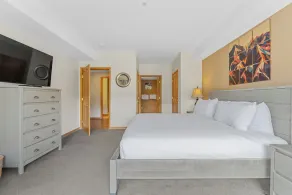 Condo spacieux avec vue sur la pente, 2 balcons, cuisine mise à jour, WIFI gratuit - Image 5