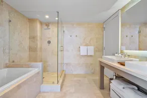 **Luxueux! 5 * 2/2 Condo-Hôtel au bord de la plage à South Beach, unité 1520 - Image 2