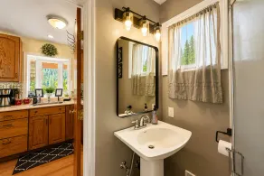 Beaver Hill Cabin - Image 2