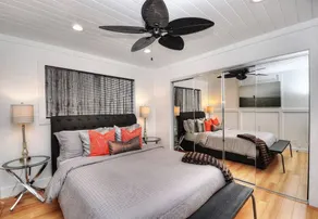 Luxurious coastal condo with amazing backyard - Image 4