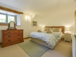 PARSONAGE FARM COTTAGE, family friendly in Newton Ferrers - Image 2