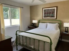 Quaint private cottage in the heart of Mandeville offers a quiet retreat. - Image 5
