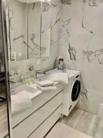 New Luxury Apartment in the Heart of Grenoble- Modern, Bright, Absolute Comfort! - Image 2