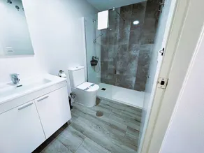 A796 - Complete apartment with air conditioning, garage and swimming pool in front of the beach - Image 4