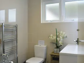 5 chambres à coucher à Newquay - Image 4