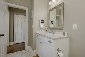 Deluxe downtown Tallahassee condo; great value! - Image 3