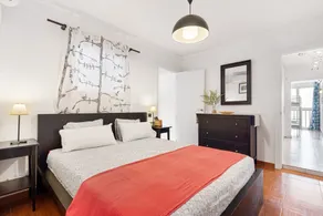 Beach apartment in Malaga - Image 5