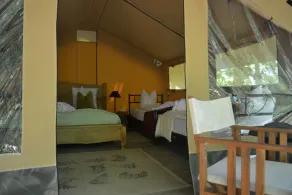 Luxury safari hideaway with idyllic natural pool - Image 3