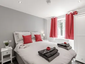 2 bedroom accommodation in Hemswell, near Market Rasen - Image 4