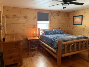 Cozy Creekside Cabin in the heart of Hocking Hills - Image 4