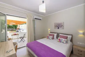 Luxurious 5 bedroom villa, private heated pool, playground, garden and BBQ! - Image 4