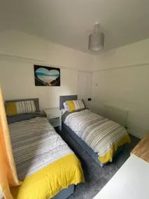 Captivating 2-Bed Cottage in Prestatyn - Image 5
