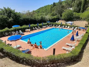 Umbria - appartamento in agriturismo con giardino e piscina - Image 4