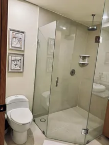Luxurious First-Floor Apartment in Isla Residences - Image 3