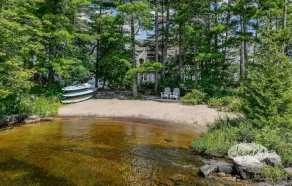 Lake Muskoka Private Island! 13 Bedrooms! 6 Beaches! Gym! Tennis Court! - Image 5