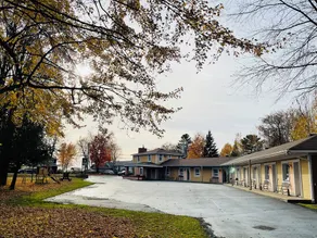 North Bay Inn - Image 4