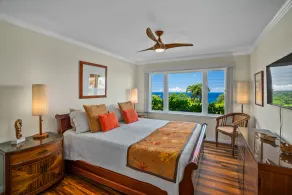 PRIVATE CORNER UNIT WITH SPECTACULAR OCEAN FRONT VIEWS - Image 5